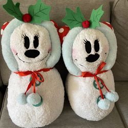 20 Inch Minnie Mouse Snowman Greeter ($15 Each)