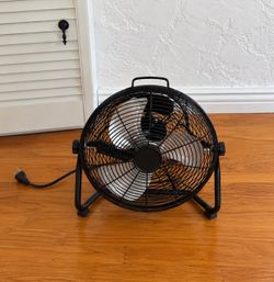 High Velocita Floor Fan