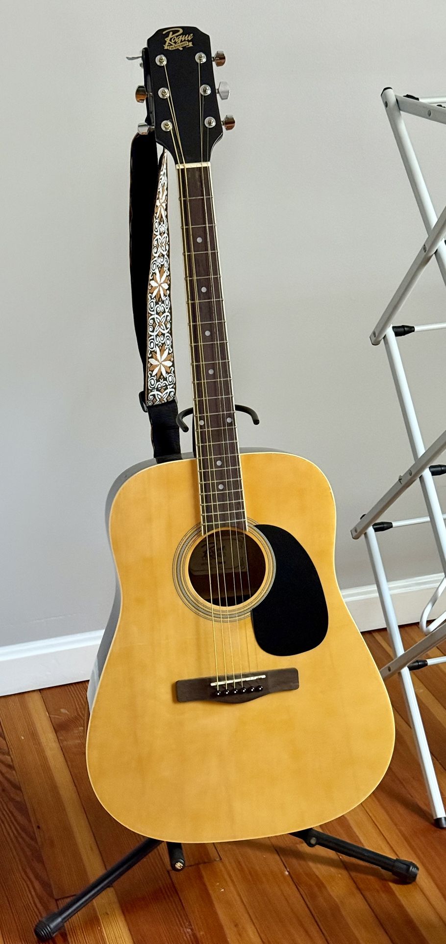 Starter Rogue Guitar, Blonde Basswood/mahogany-stained/ bound sonokelin/chrome hardware