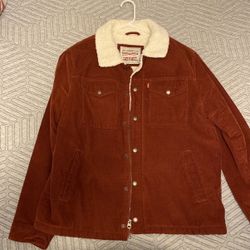 Sherpa Levi’s jacket