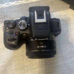 Canon EOS R10