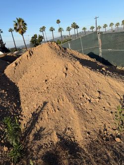 Nice and clean dirt
