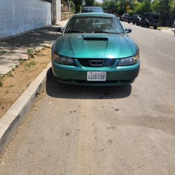 2001 Ford Mustang