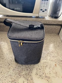 Used Minimalist Insulated Lunch Bag / Lunch Box