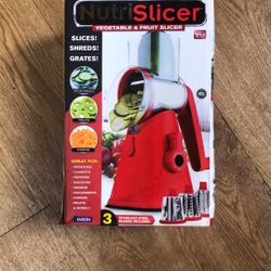 Fruit And Vegetable Slicer