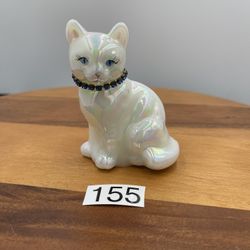 Fenton Opalescent Cat