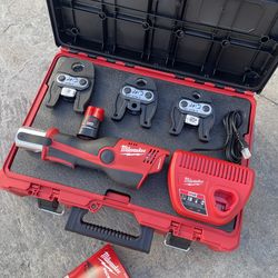 Milwaukee M12 12-Volt Lithium-Ion Force Logic Cordless ProPress Pro Press Tool Kit 3x Jaws w/ 1x 1.5 Ah Battery Charger & Packout  $1399