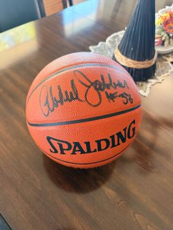 Autographed Kareem Abdul Jabbar Basketball