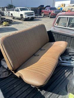 1987 Nissan Pickup bench seat