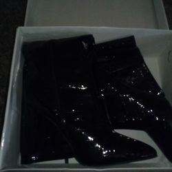 High Heel Boots 