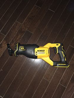DeWalt DCS382B 20V MAX XR BRUSHLESS RECIPROCATING SAW