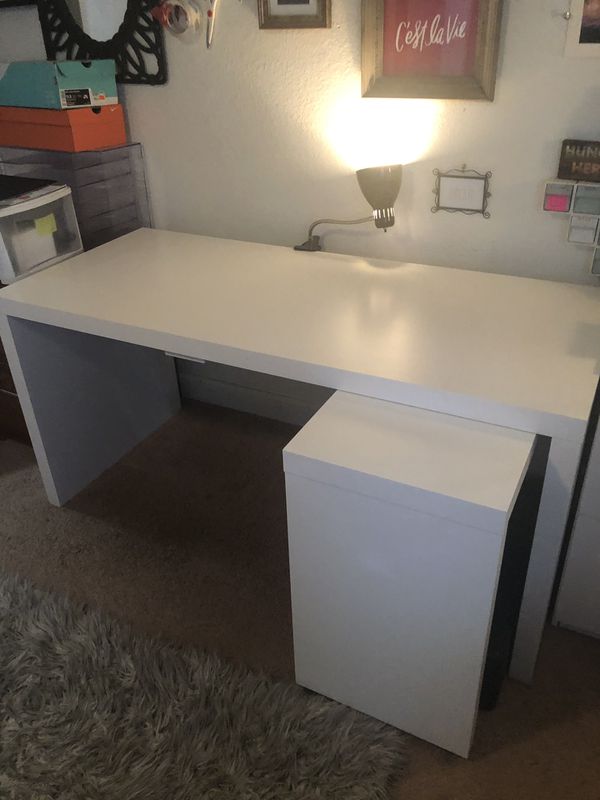 Malm Desk With Pull Out Panel White 59 1 2x25 5 8 For Sale In