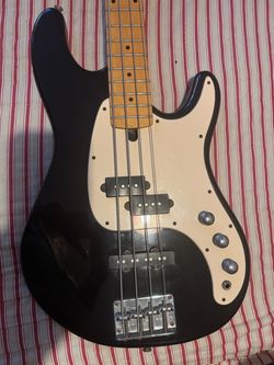 Vintage 1980’s Ibanez P/J made in Japan black electric bass guitar