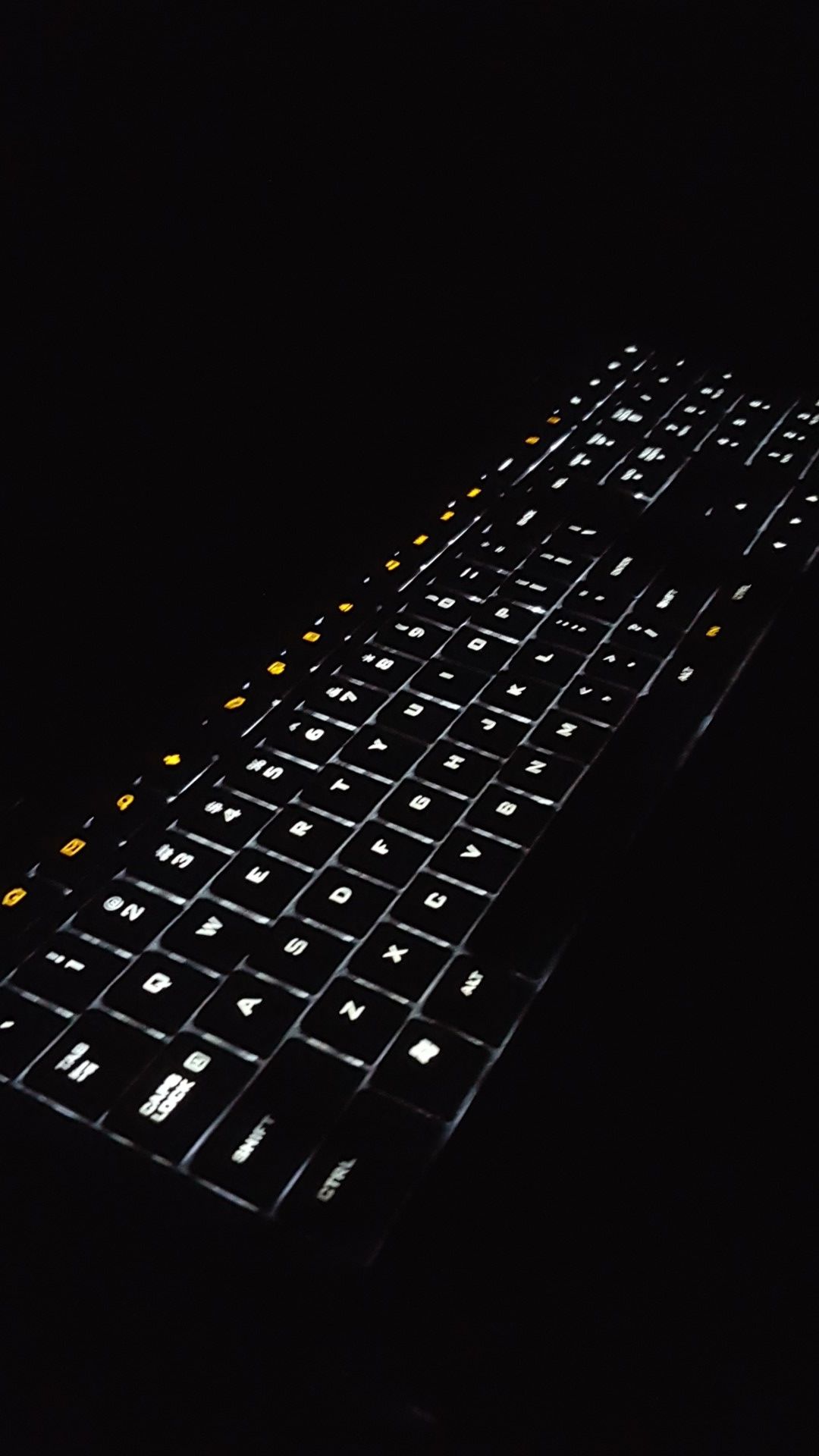 logitech keyboard w/backlight