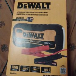DeWalt 2500 Peak Amp Lithium Jump Starter With Power Bank & Flashlight $75 O/B/O