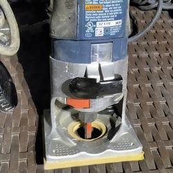 Bosch  Router Like New Ñ