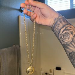 10k 22 Inch 5 Mm Rope Chain & Large Last Supper Pendant 