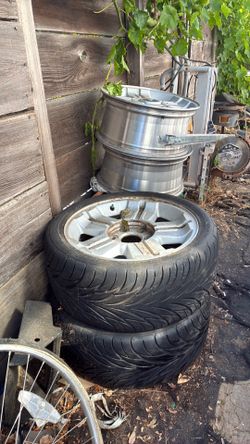 4 aluminum rims for Chevy