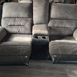 Reclining Sofas 