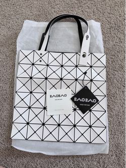 BAO BAO ISSEY MIYAKE Authentic Bag With Dust Bag & Warranty Card