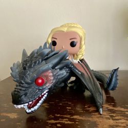 Funko Pop! Game of Thrones Daenerys Riding Dragon