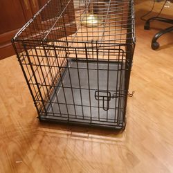 Metal Dog Kennel Plastic Removable Insert