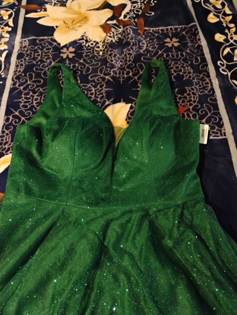 princess polly baby blue dress 50 Ideas For a Emerald, Ivory & Gold Wedding