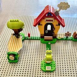 LEGO Mario’s House & Yoshi Expansion Set