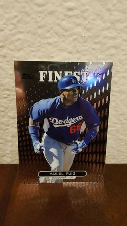 DODGERS YASIEL PUIG ROOKIE BASEBALL CARD
