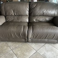 La-Z-Boy Leather Power Recliner Sofa