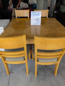 Mesa Comedor Buen Estado 