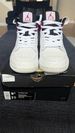 Jordan 1 mids