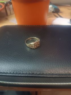 Gold 10k ring