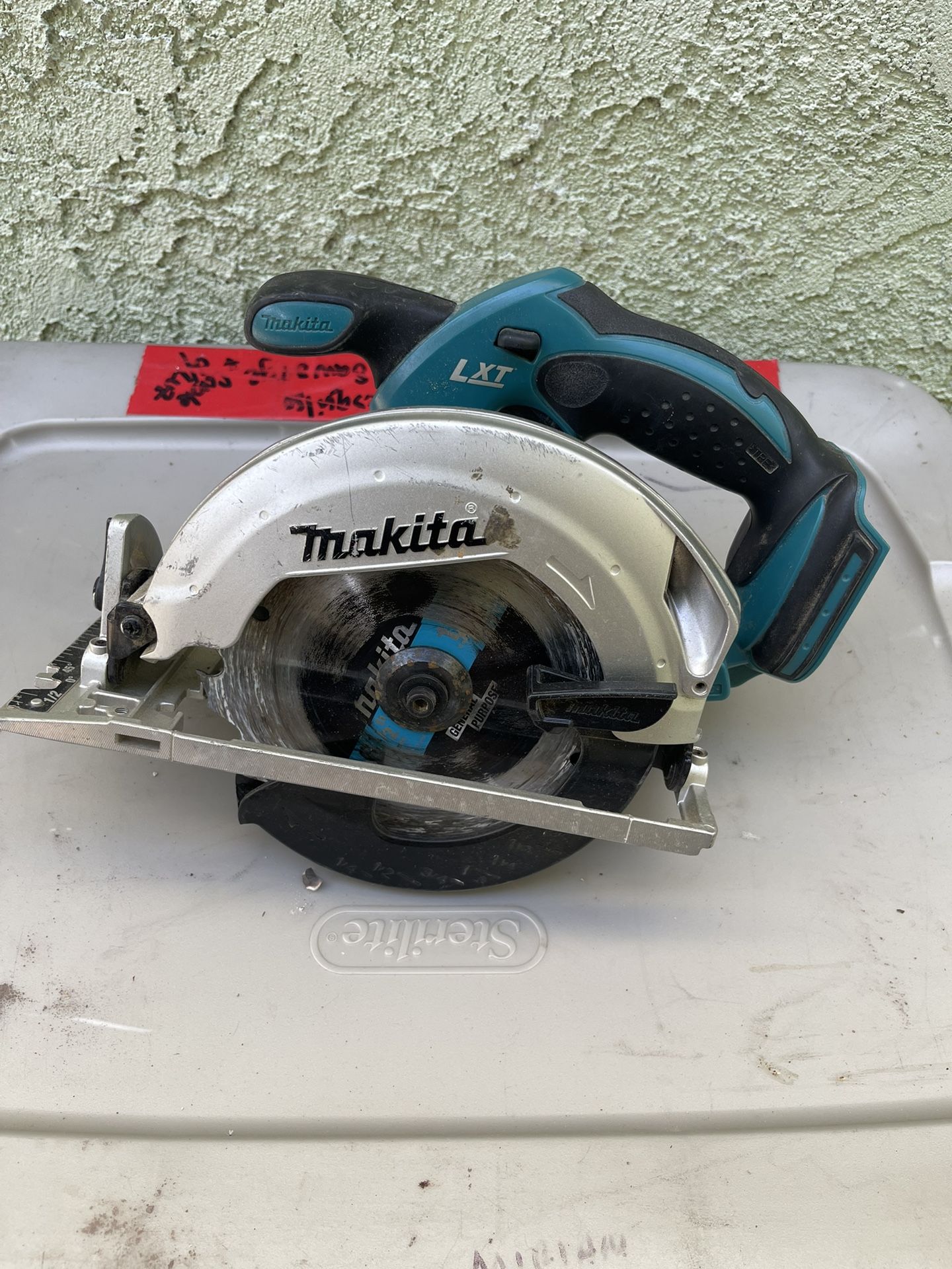 Makita Skilsaw