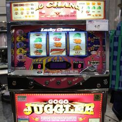 Go Go Juggler Slot Machine