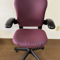Herman Miller Reaction Chair, Executive Office Chair. Adjustable Desk Chair. 
