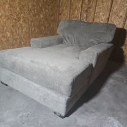 Chaise lounge