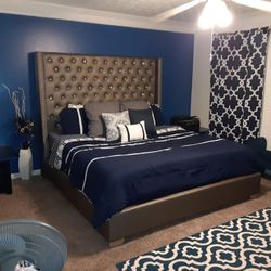 Gray Faux Leather Upholstered Tufted King Bed