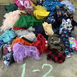 Kids Clothes 37 Pieces Size 1-2 Boys/girls $10 For All Smoke Free Home