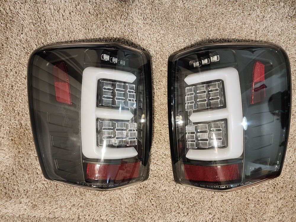 Grand Cherokee Lights