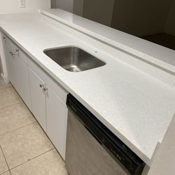 Crystal White Sparkling White Counter With Sink 