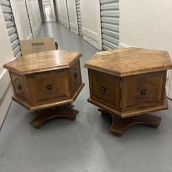 Nightstands/end tables