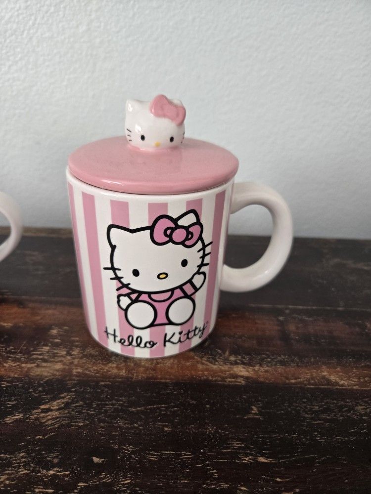 Hello Kitty Mug With Topper