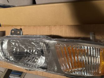 Honda Oddesey Front Headlights.