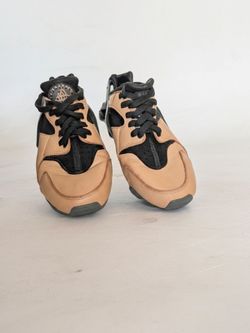 Nike huarache woman's