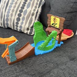 Hot Wheels Monster Truck Playset
