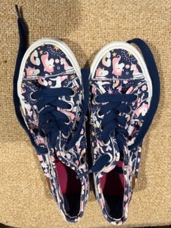 Girls blowfish Malibu sneakers in a size 3