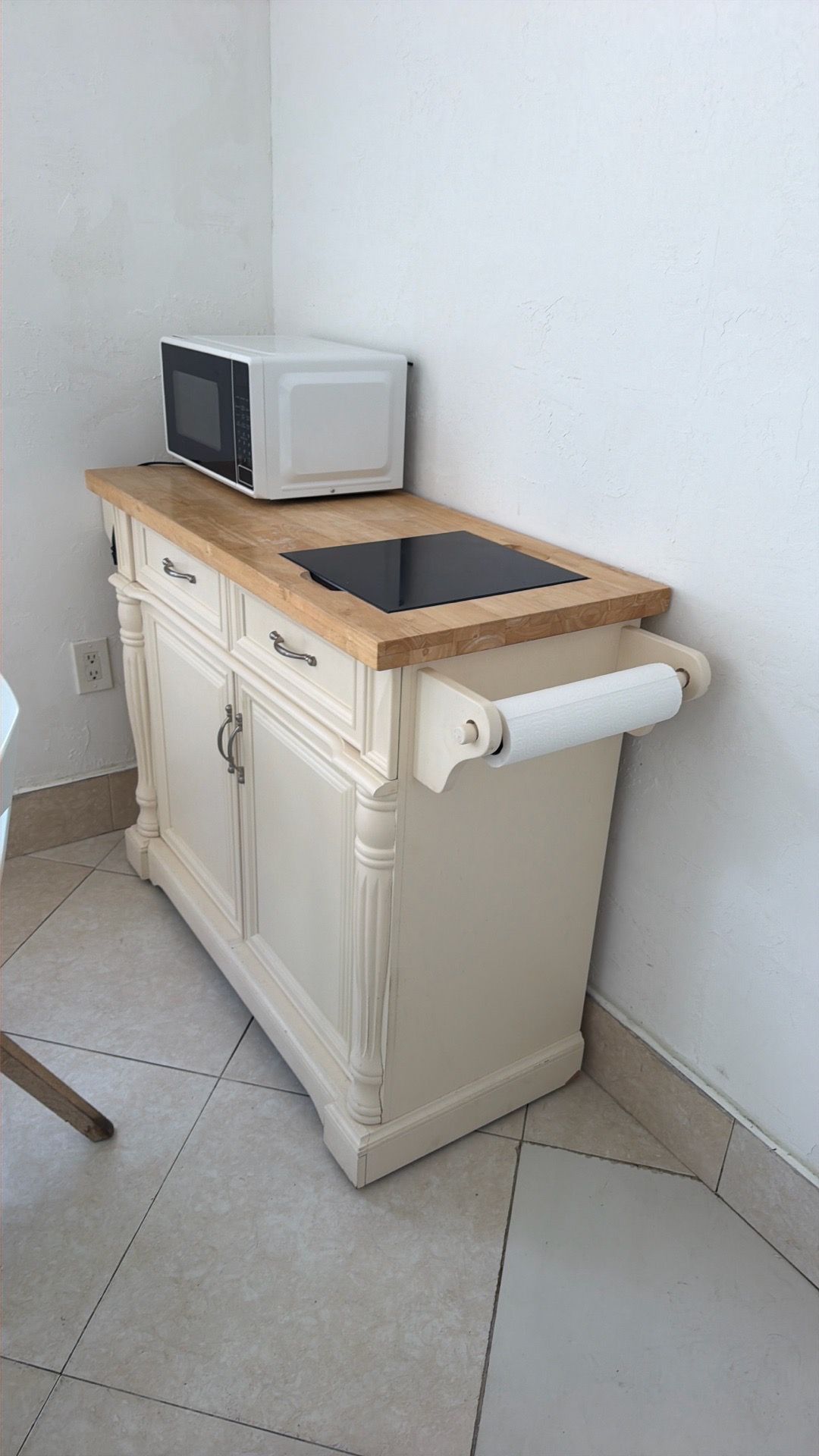Kitchen island