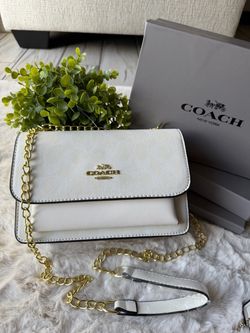Coach New York White Leather Crossbody Bag