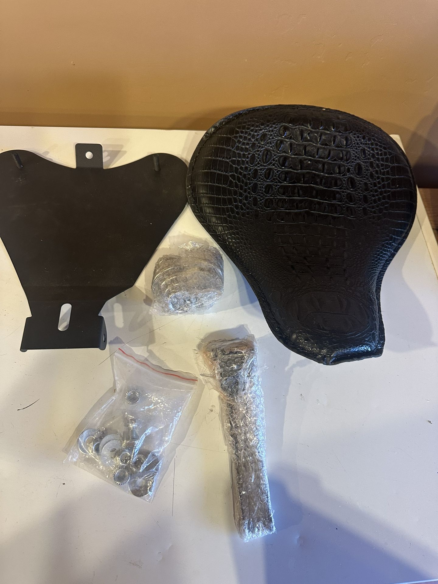 Harley Davidson Sportster Bobber Solo Seat NEW